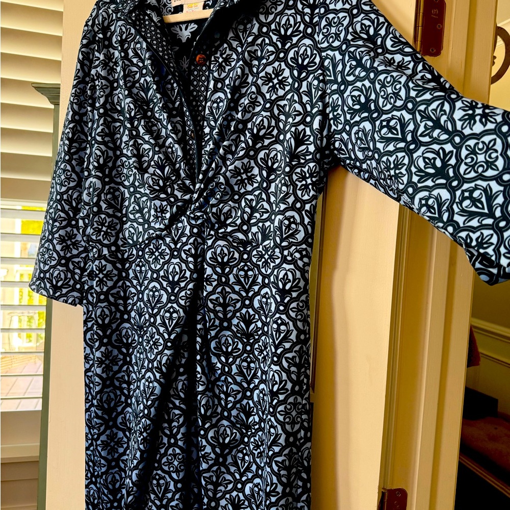 Gretchen Scott Twist & Shout stretch dress. Diva size!